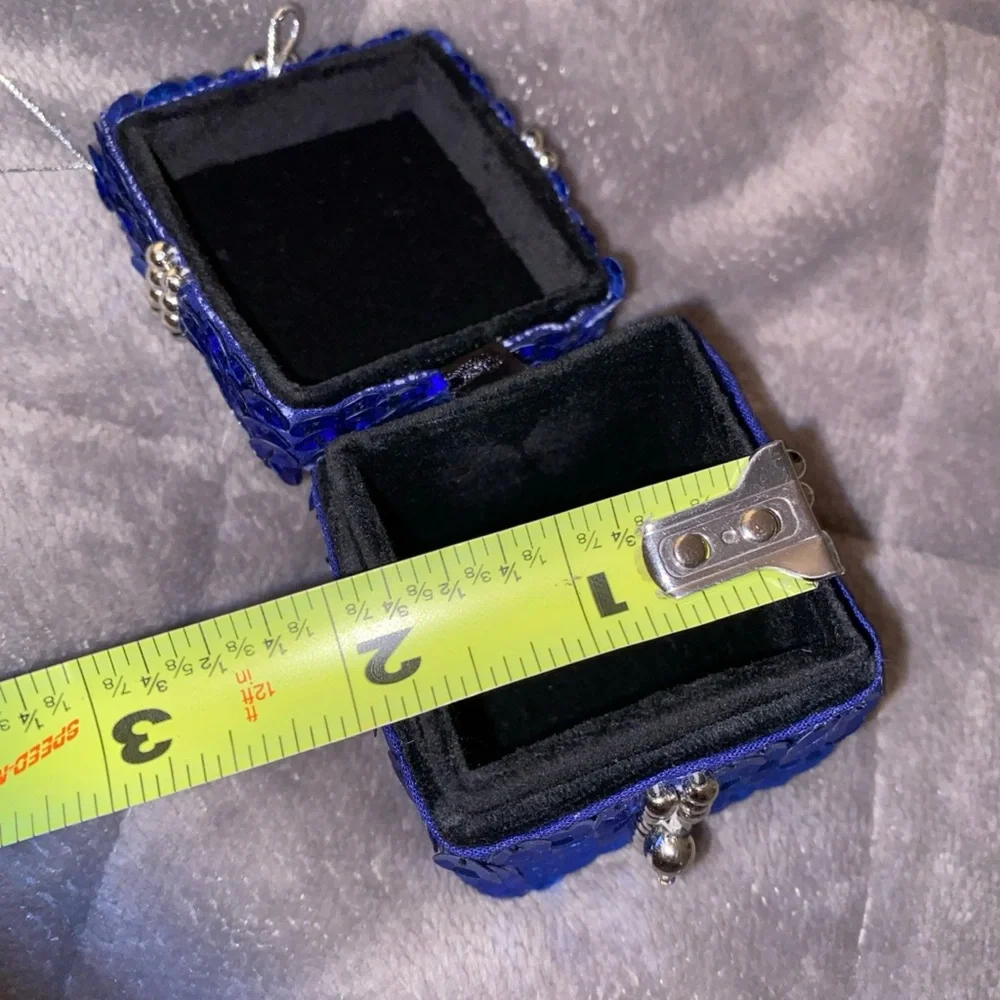 Blue Sequin Jewelry Ring Gift Box / Christmas‎ ornament with Silver Beads